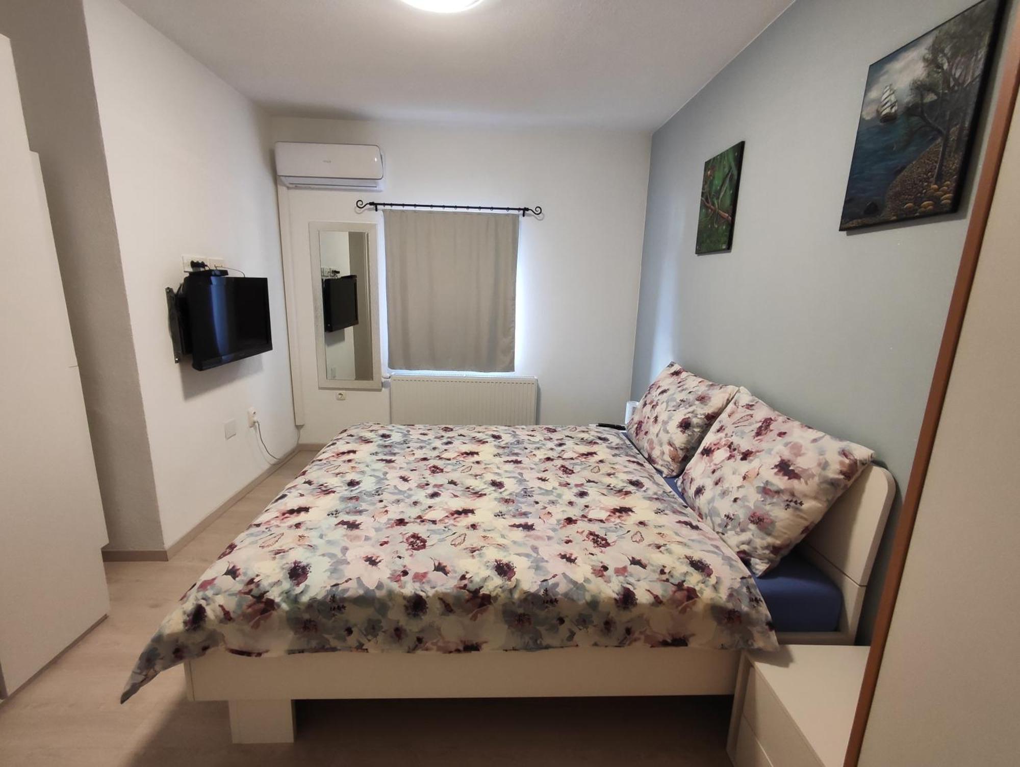 Ema Šibenik Exterior foto